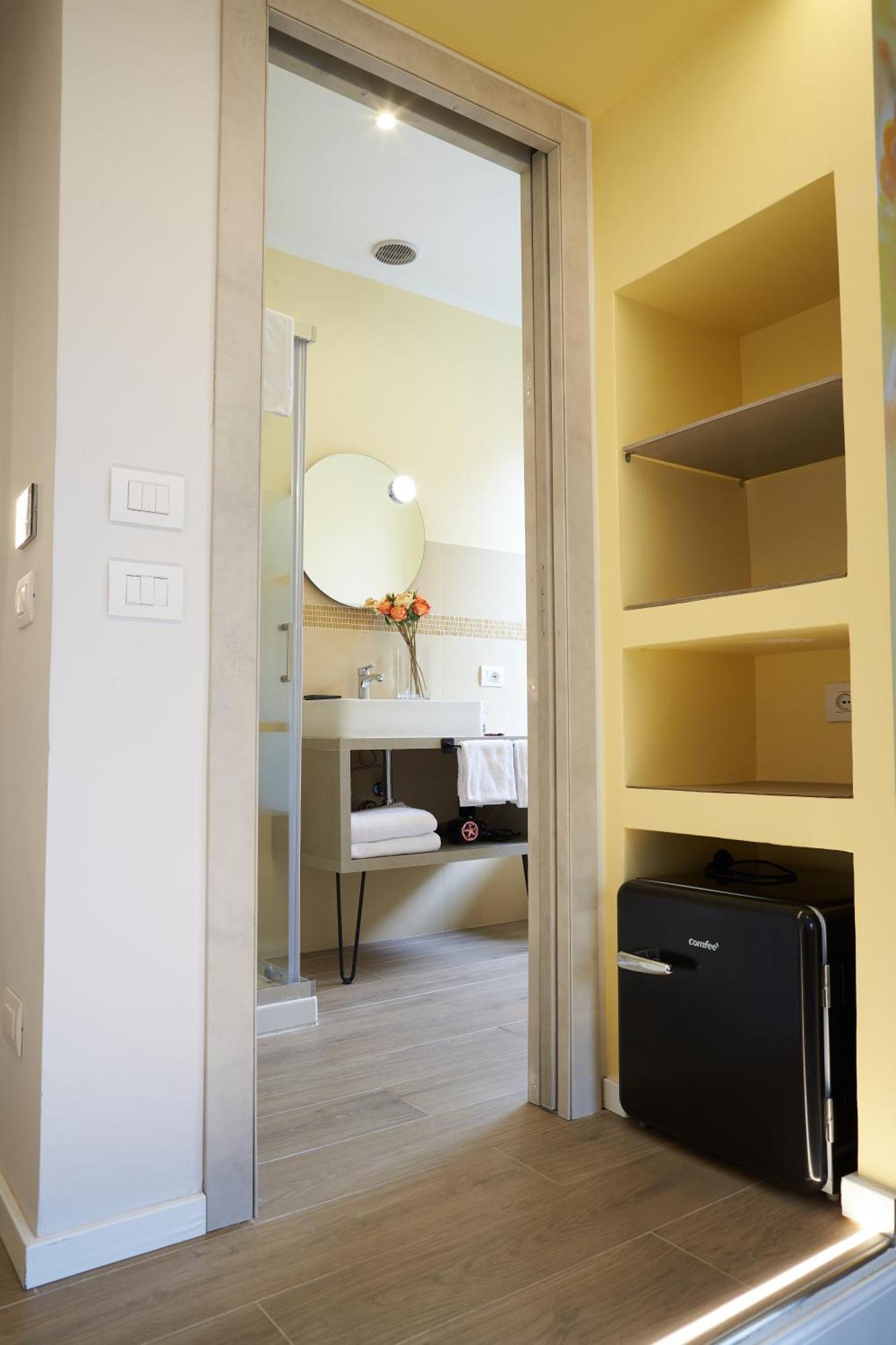 Hotel Reyes Roma Eksteriør bilde
